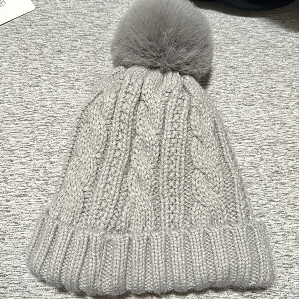 Ugg Hat - image 4
